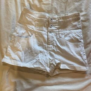 White High-Waisted Shorts - VeroModa